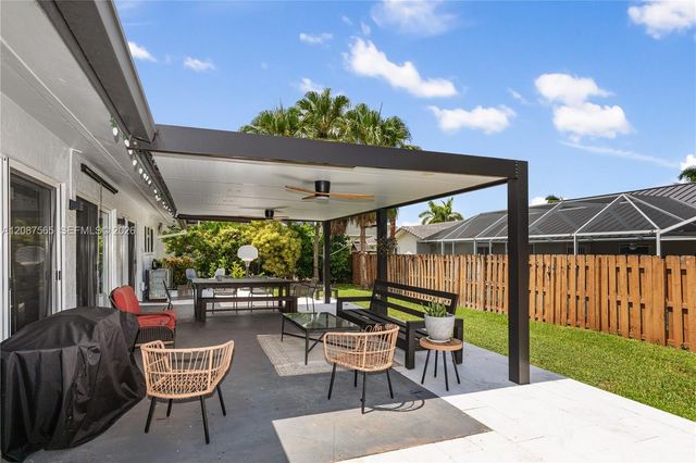 8005 SW 198th Terrace, Cutler Bay, FL 33189