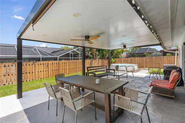 8005 SW 198th Terrace, Cutler Bay, FL 33189