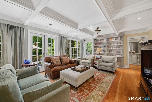4A Maplecrest Drive, Danbury, CT 06811