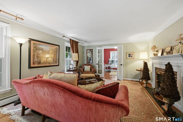 4A Maplecrest Drive, Danbury, CT 06811