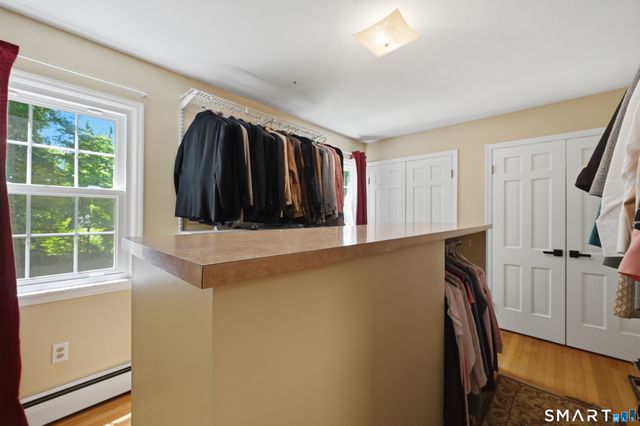 4A Maplecrest Drive, Danbury, CT 06811