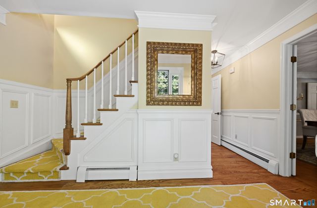 4A Maplecrest Drive, Danbury, CT 06811