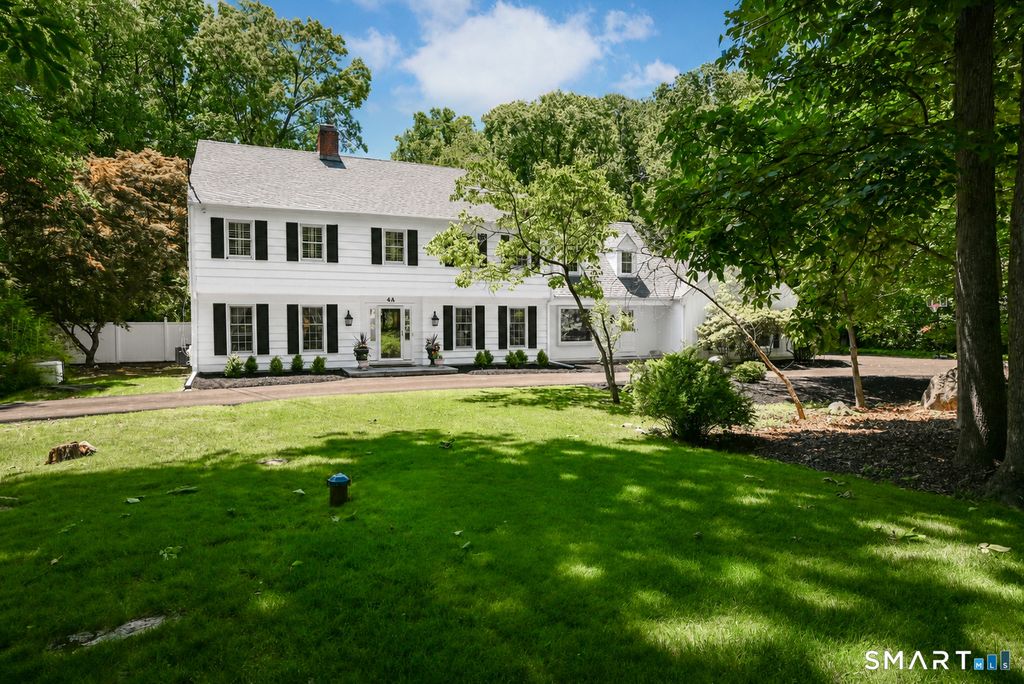 4A Maplecrest Drive, Danbury, CT 06811