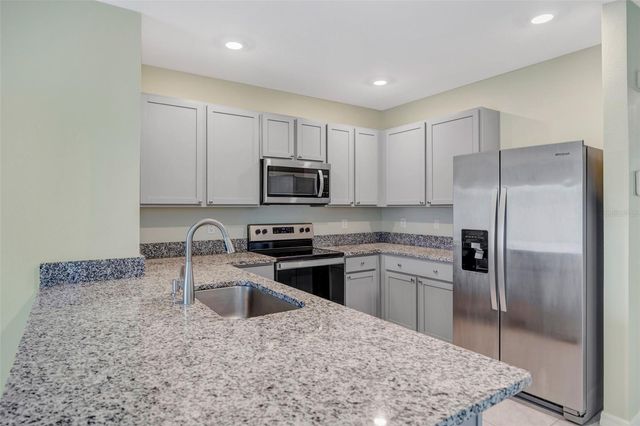 33801 JASMINE STAR LOOP, Wesley Chapel, FL 33543