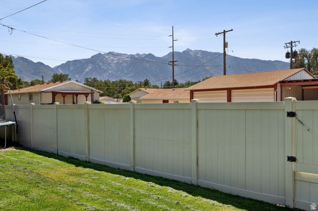 972 E 7725 S, Midvale, UT 84047