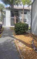 7220 NW 179th St 111, Hialeah, FL 33015