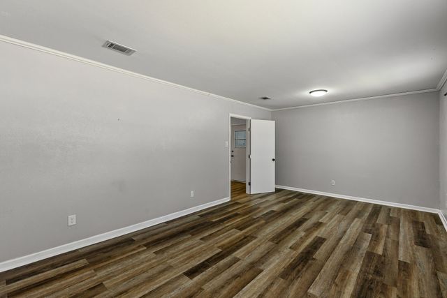 148 Royal Lane, Commerce, TX 75428
