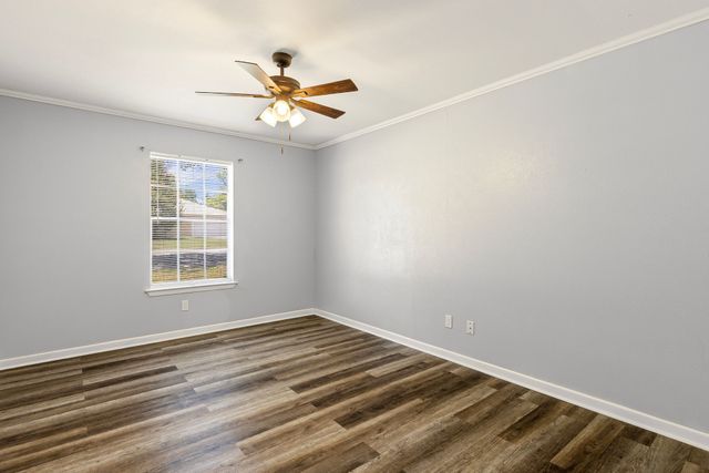 148 Royal Lane, Commerce, TX 75428