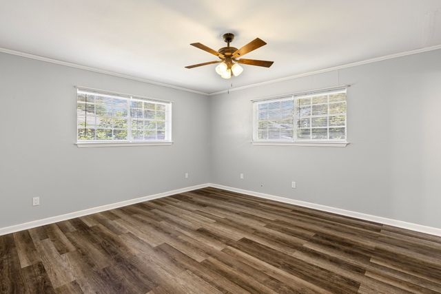 148 Royal Lane, Commerce, TX 75428