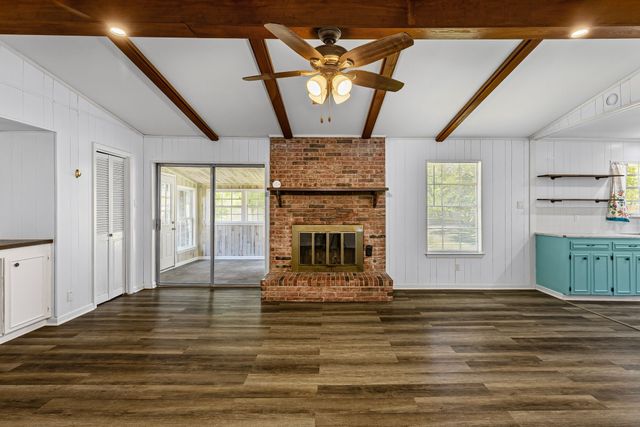 148 Royal Lane, Commerce, TX 75428