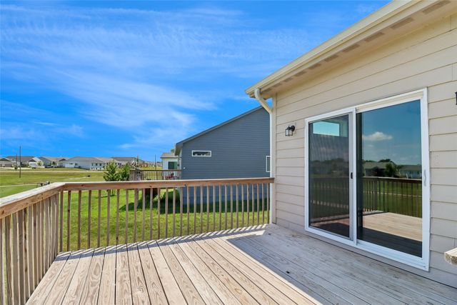 6635 NE 9th Court, Des Moines, IA 50313