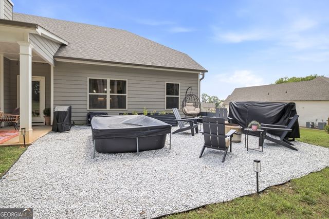 231 Camden Loop, Jefferson, GA 30549