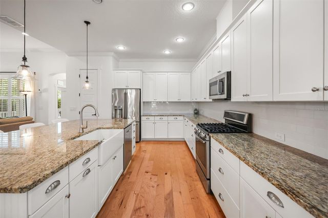 925 EASLEY AVENUE, Winter Garden, FL 34787