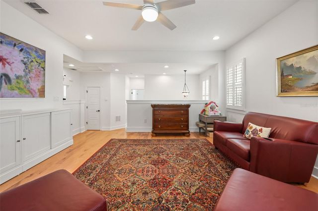 925 EASLEY AVENUE, Winter Garden, FL 34787