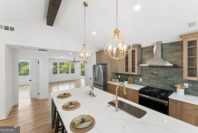 1964 E Lakeside Drive, Decatur, GA 30032