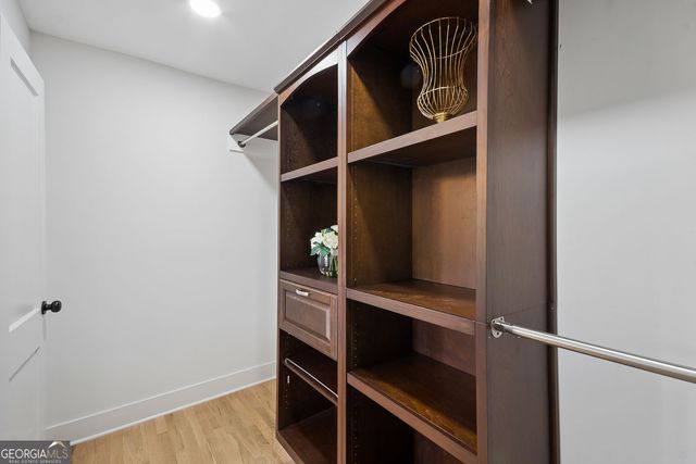 1964 E Lakeside Drive, Decatur, GA 30032