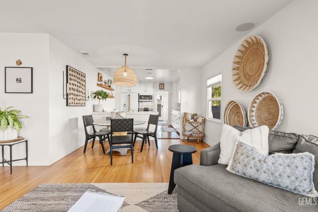 215 Coronado Street, Ventura, CA 93001