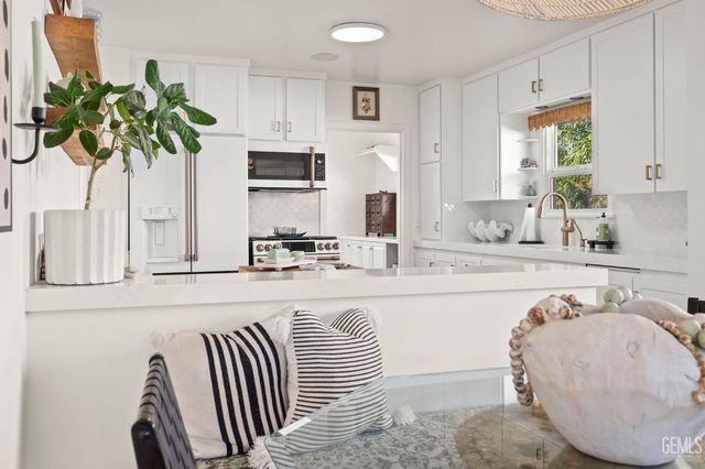 215 Coronado Street, Ventura, CA 93001