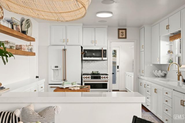 215 Coronado Street, Ventura, CA 93001