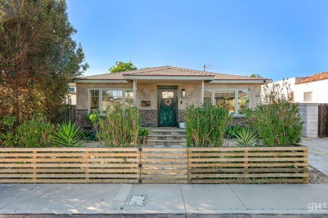 215 Coronado Street, Ventura, CA 93001