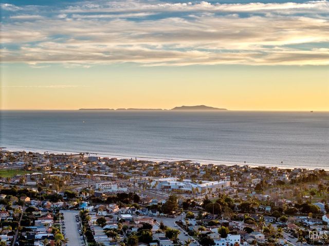 215 Coronado Street, Ventura, CA 93001