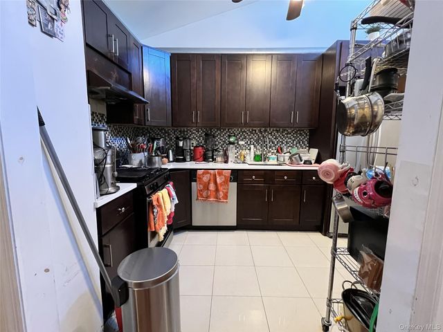411 121st Street 12, College Point, NY 11356