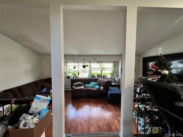 411 121st Street 12, College Point, NY 11356