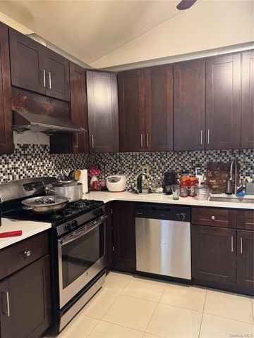 411 121st Street 12, College Point, NY 11356