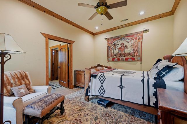 1371 County Road 130, Whitesboro, TX 76273