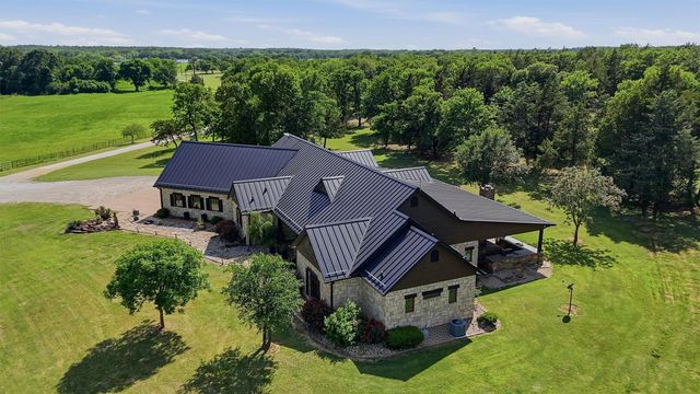 1371 County Road 130, Whitesboro, TX 76273
