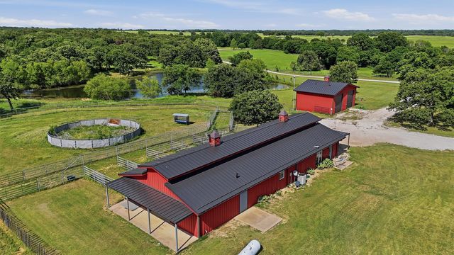 1371 County Road 130, Whitesboro, TX 76273