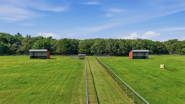 1371 County Road 130, Whitesboro, TX 76273