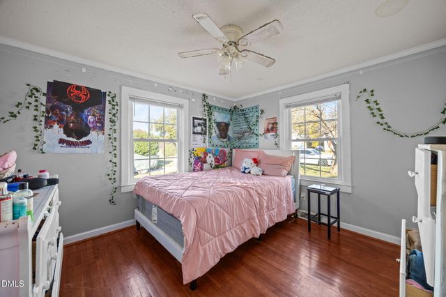 1215 Cleveland Avenue, Burlington, NC 27217