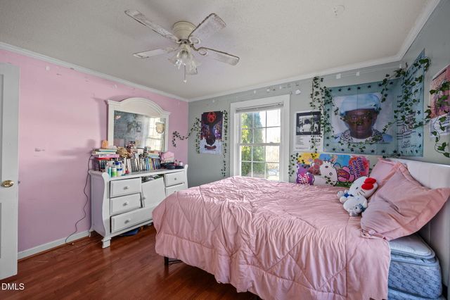 1215 Cleveland Avenue, Burlington, NC 27217