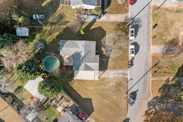 1215 Cleveland Avenue, Burlington, NC 27217