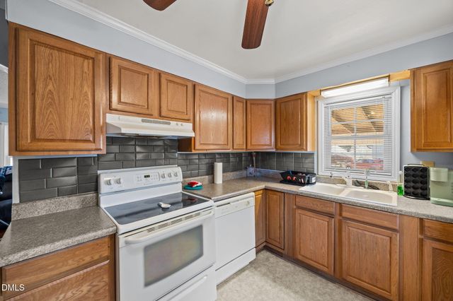 1215 Cleveland Avenue, Burlington, NC 27217