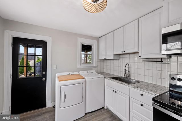 18 CRAFTON, Baltimore, MD 21220