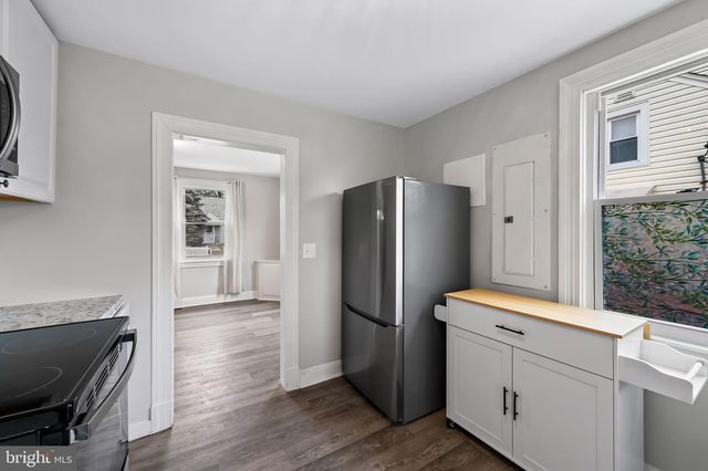 18 CRAFTON, Baltimore, MD 21220