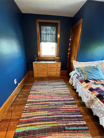10 Vine Street, Beacon, NY 12508