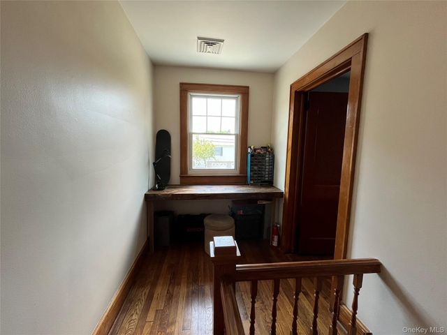 10 Vine Street, Beacon, NY 12508