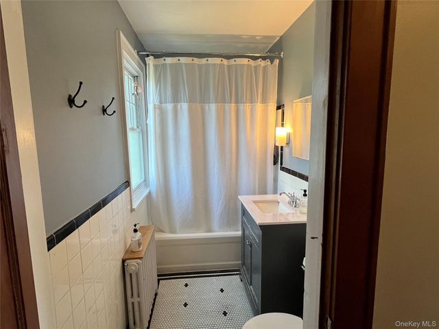 10 Vine Street, Beacon, NY 12508