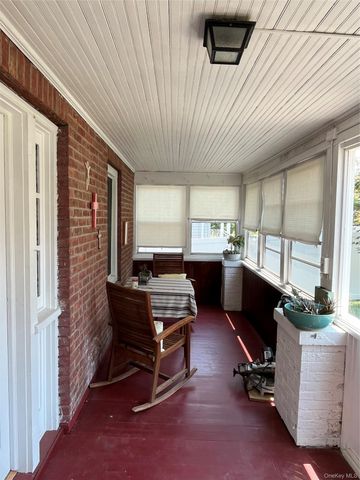 10 Vine Street, Beacon, NY 12508