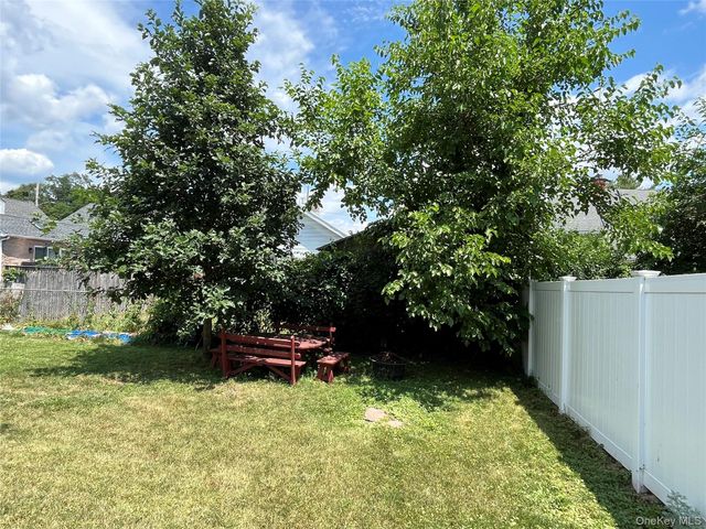 10 Vine Street, Beacon, NY 12508