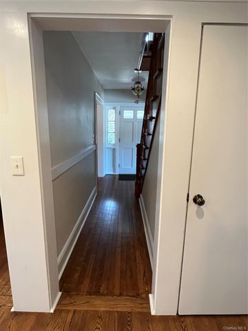 10 Vine Street, Beacon, NY 12508