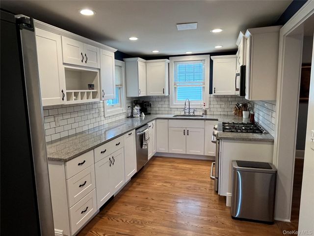 10 Vine Street, Beacon, NY 12508