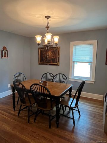 10 Vine Street, Beacon, NY 12508