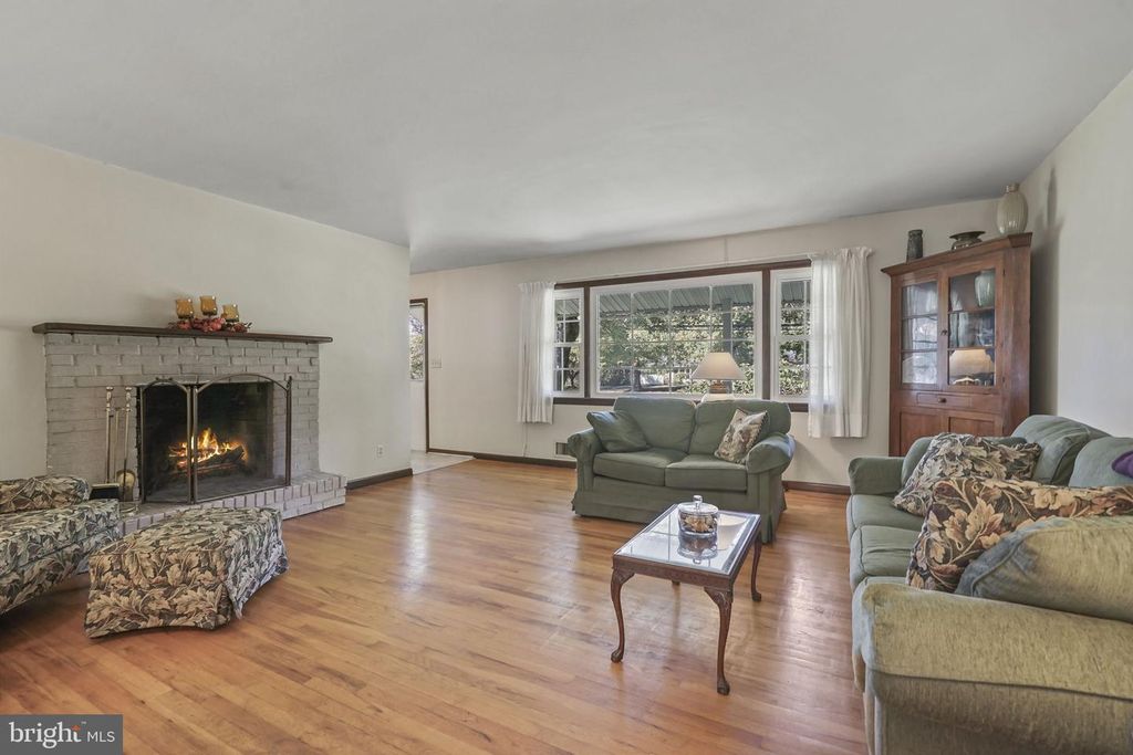 959 OLD YORK RD, EAST WINDSOR, NJ 08520 — photo 5