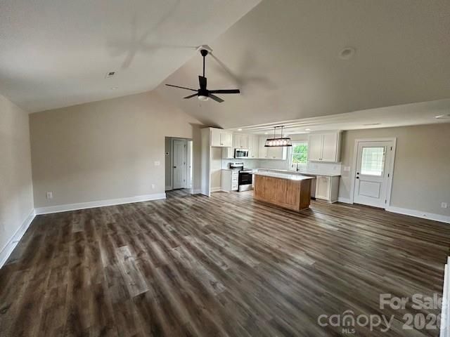 295 Northbrook III School Road, Vale, NC 28168