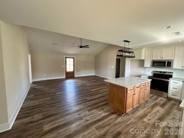 295 Northbrook III School Road, Vale, NC 28168