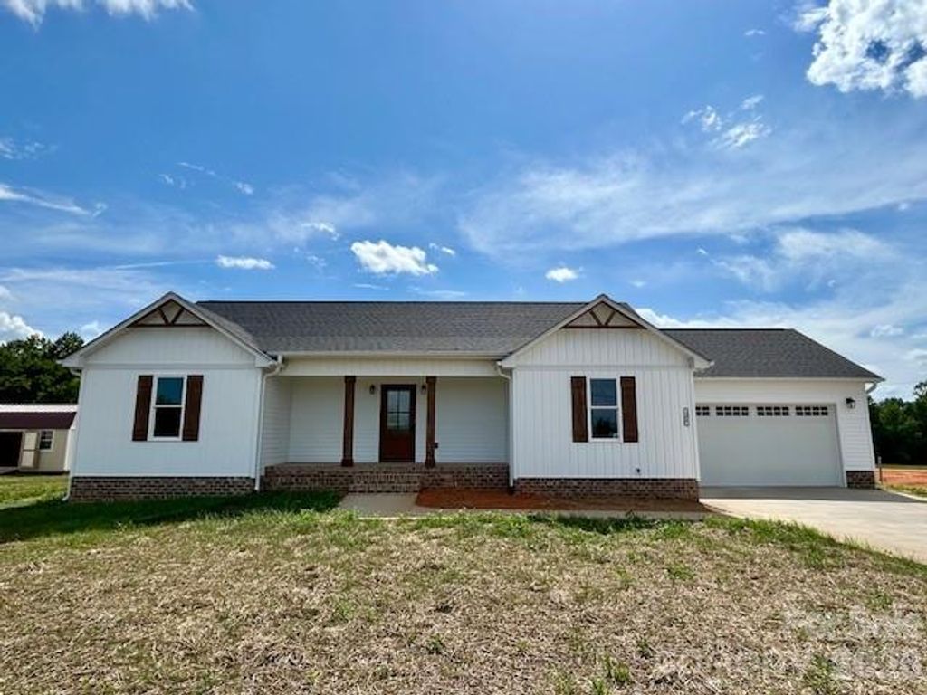 295 Northbrook III School Road, Vale, NC 28168